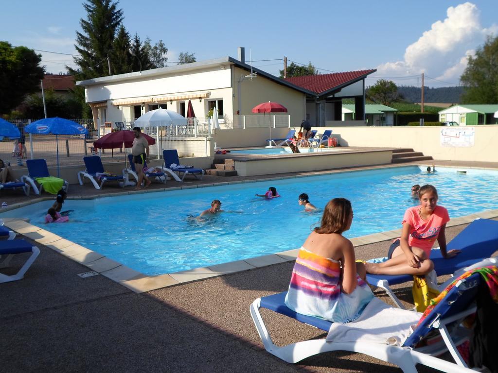 La Chapelle  Camping Les Pinasses מראה חיצוני תמונה